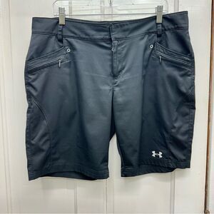 Under Armour semi-fitted heat gear athletic golf shorts women's 16